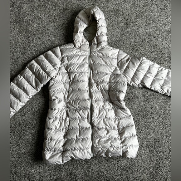 Eddie Bauer Women's Cirruslite Down Parka, Lt Gray Recycled, Large - Picture 1 of 10